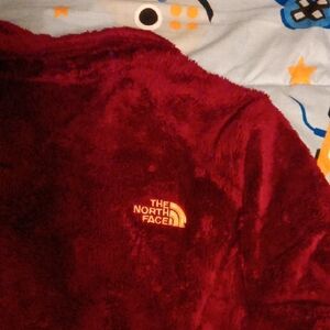 The North Face Burgundy Fleece Jacket, Size S For Women, In Good Condition.